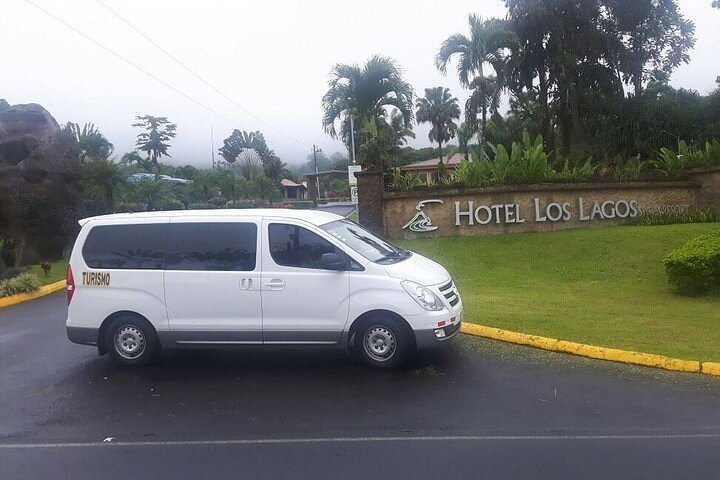 Private Transfer from Libera/Four Seasons Guanacaste Airport - Photo 1 of 8